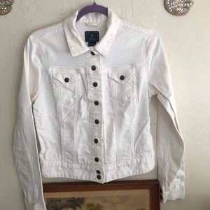 Lucky Brand Distressed White Denim Jacket Size S/P